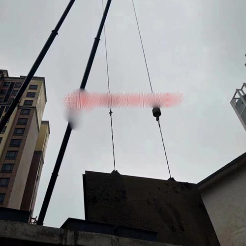 高平双吊点铸铁闸门施工现场